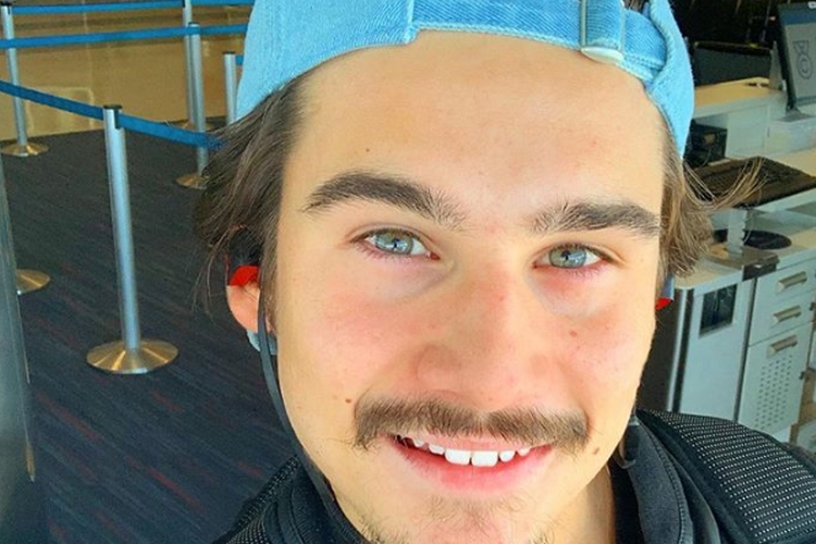 Nicolas Prattes passa por transformação no físico e impressiona com antes e depois; veja!