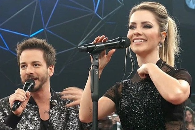 Com paralisia cerebral, fã conta como música de Sandy e Junior a ajudam na superação