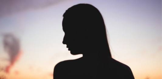 Silhueta Mulher/Reprodução