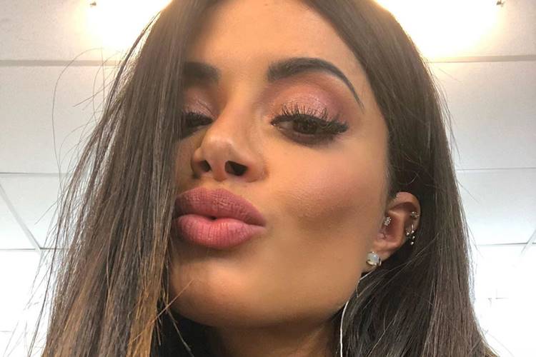 Aline Riscado - Instagram/Reprodução