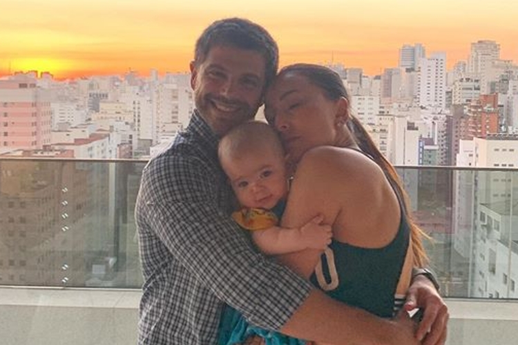 Sabrina Sato e Duda Nagle emocionam ao comemorar feito importante da filha, Zoe