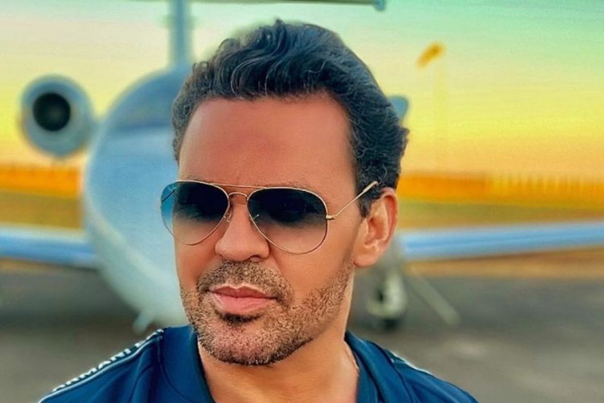 Sertanejo Eduardo Costa tieta ex-vocalista da banda XCalypso em dueto: Não  consigo te esquecer - Área VIP