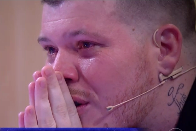 Ferrugem chora e lamenta morte: “Mudou minha vida e marcou ela completamente”