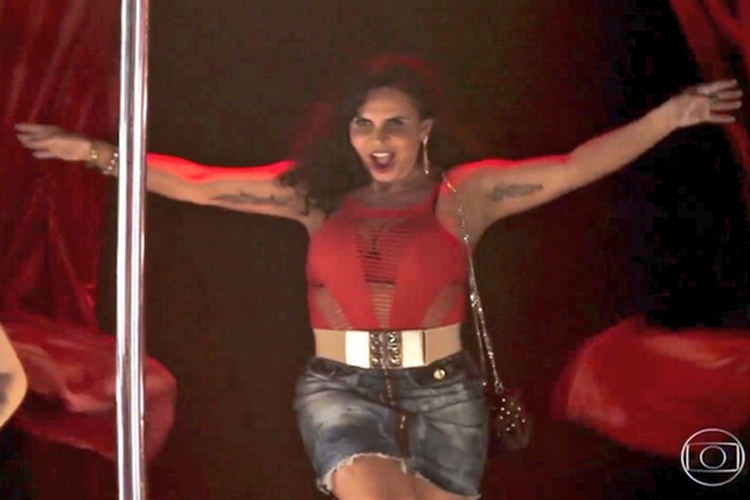 Estreia de Gretchen em ‘A Dona do Pedaço’ é aclamada nas redes sociais