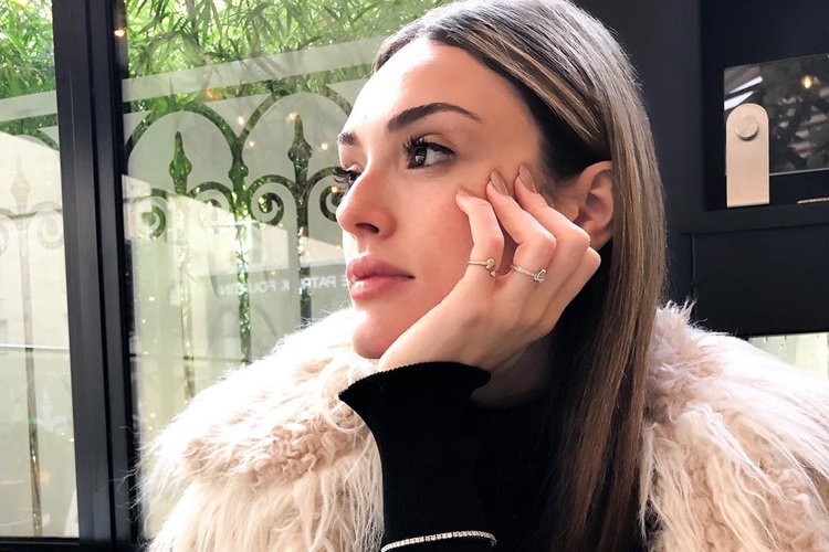 Isabelle Drummond radicaliza o visual após fim de ‘Verão 90’