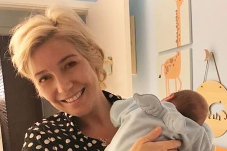 Luiza Possi faz declaração emocionante para o marido e o filho, Lucca, na web