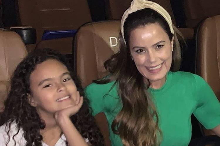 Luciele di Camargo celebra nove anos da filha