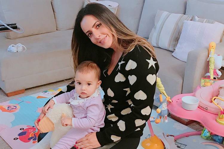 Paloma Tocci relembra fase da amamentação e revela medo