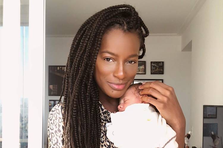 Patricia Dejesus celebra 40 dias do filho Rakim
