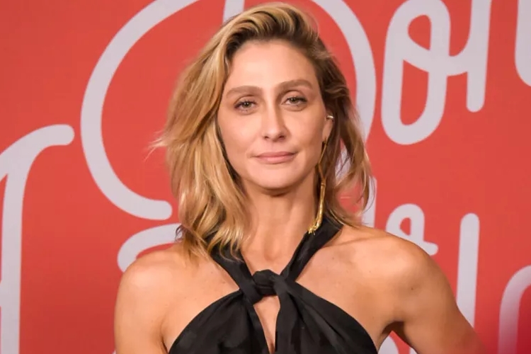 Amora Mautner, diretora de ‘A Dona do Pedaço’, revela sofrer pressão nos bastidores da Globo