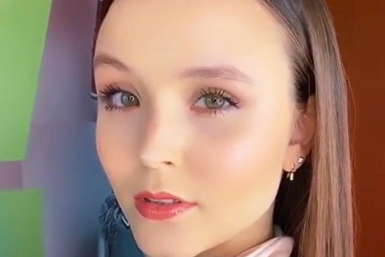 Larissa Manoela faz mudança radical no visual e declara: “Enlouqueci”