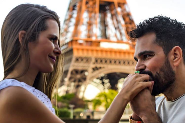 Luciano Camargo relembra renovação dos votos e faz pedido a sua mulher