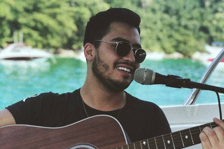 Filho de Leonardo surge com Bruno, da dupla com Marrone: “Quando você acha que tá cantando bonitinho”