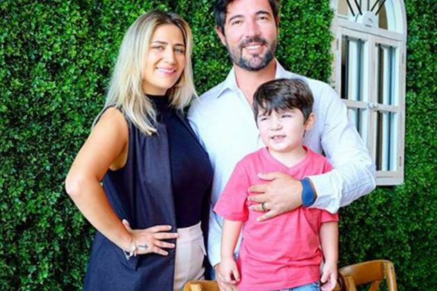 Sandro Pedroso, Jéssica Costa, e Noah instagram