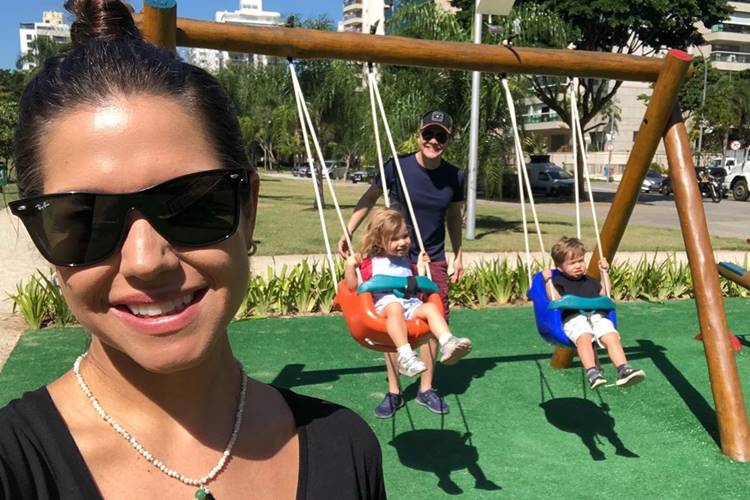 Thais Fersoza emociona ao homenagear Michel Teló: “Se desdobra pra ser o mais presente”