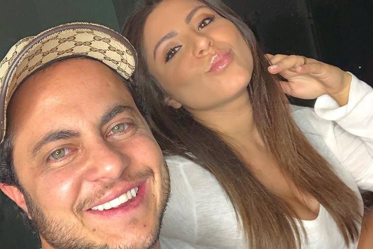 Thammy Miranda e Andressa Ferreira celebram o quinto mês de gestação