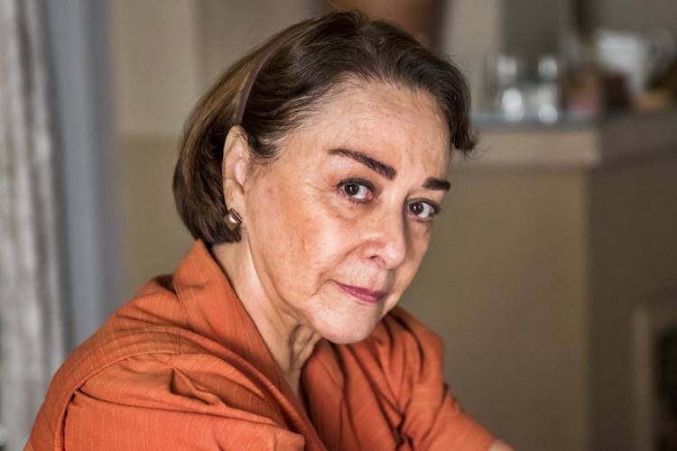 A Dona do Pedaço: Evelina descobre que Jô é uma criminosa