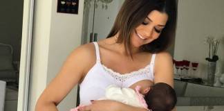 Amanda Françozo posa com a filha e fala sobre amamentação
