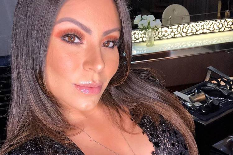 Andressa Ferreira, esposa de Thammy, celebra nova fase da gravidez