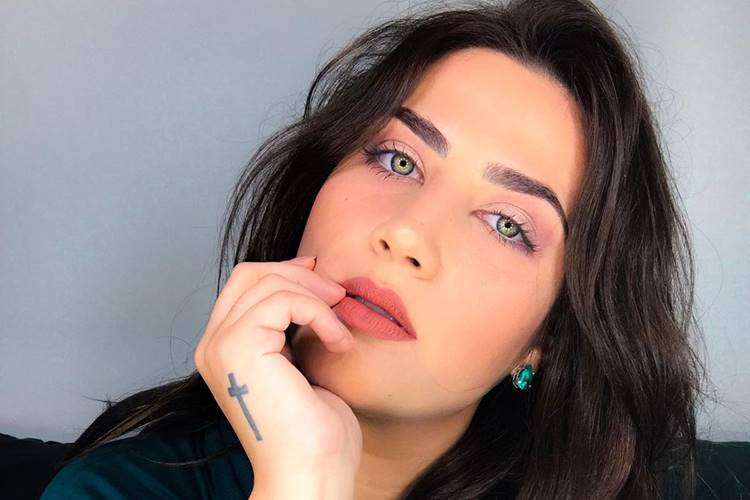Jéssica Costa, filha de Leonardo, compartilha click raro com todos os irmãos