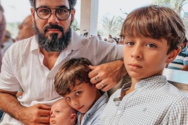 Juliano Cazarré, Gaspar, Inácio e Vicente Instagram