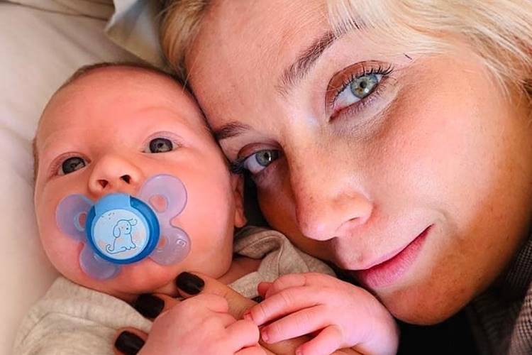 Luiza Possi compartilha primeira viagem ao lado do filho, Lucca