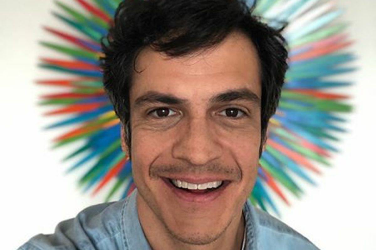Mateus Solano relembra primeiro beijo histórico na telinha - Portal Área VIP