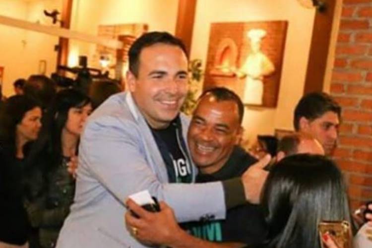 Reinaldo Gottino apoia ex-jogador Cafu após morte do filho