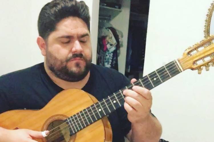 Cesar Menotti presta homenagem e lamenta tempo com sertanejo: “Podia ter convivido mais”