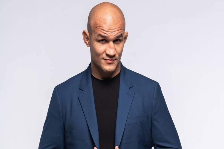 Internado, Junior Cigano se recupera de infecção bacteriana na perna