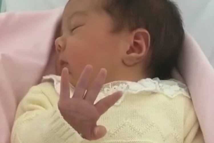 Confira alguns momentos que Tatá Werneck divertiu a web ao falar da filha