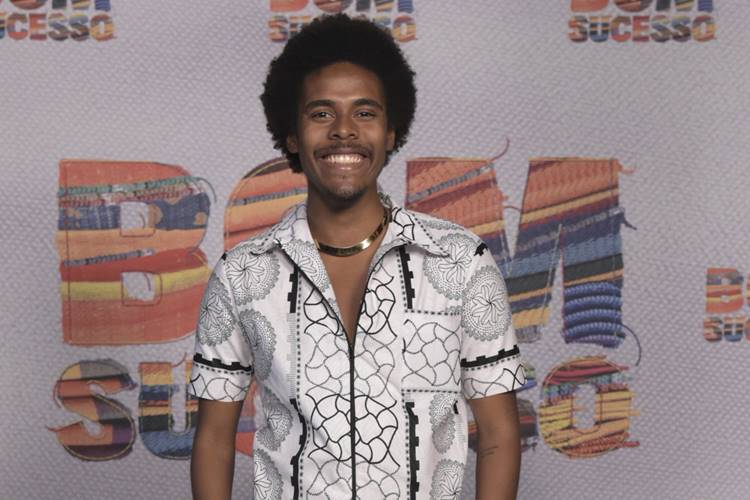 Estreando em novela, David Reis fala sobre seu personagem em Bom Sucesso