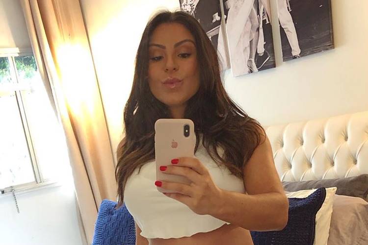 Andressa Ferreira encanta ao mostrar o filho, Bento, de apenas dez dias