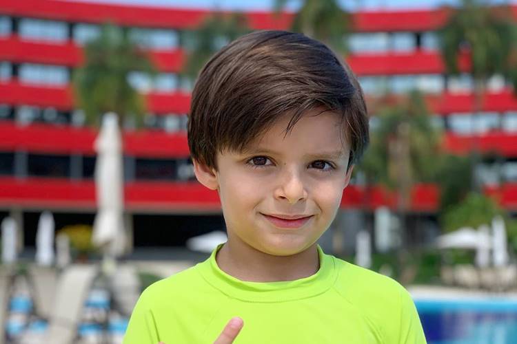 Caçula de falecido cantor sertanejo fala sobre relação com o irmão