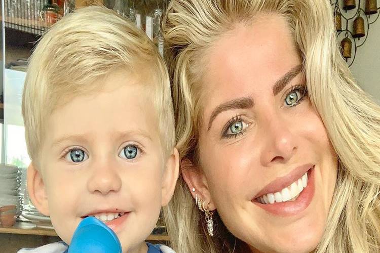 Karina Bacchi faz triste revelação sobre sua segunda gravidez