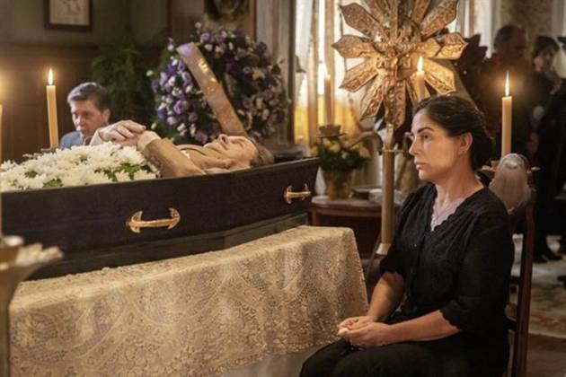 Éramos Seis - Julio morre (Globo/Paulo Belote)