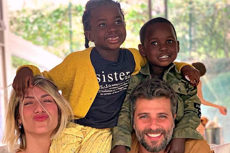 Bruno Gagliasso revela que Títi ficou com ciúmes da nova tatuagem feita para o irmão