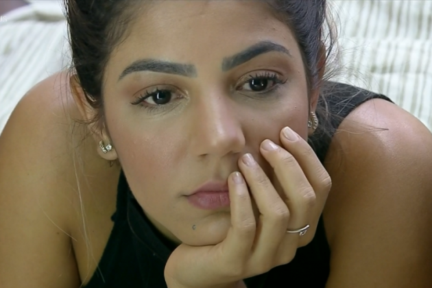 Hari diz estar pensativa na reta final de 'A Fazenda' - Playplus/Reprodução