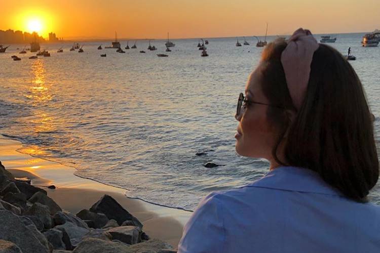 Mulher de sertanejo volta a falar sobre traições: “De saco cheio dessas coisas”