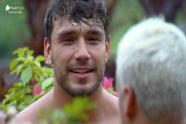 Lucas em 'A Fazenda' - Record/Playplus