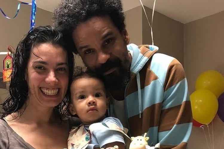 Filha de Paulo Betti toma medida radical após morte do filho de 1 ano