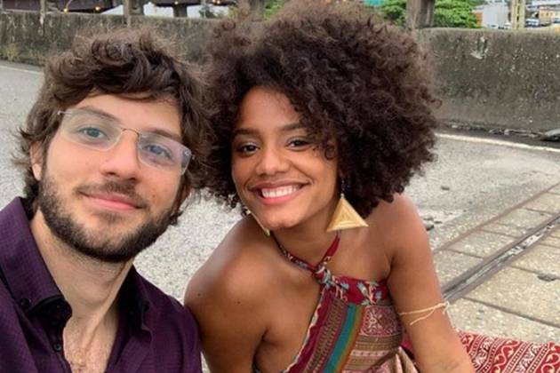 Chay Suede e Jessica Ellen - Reprodução/Instagram