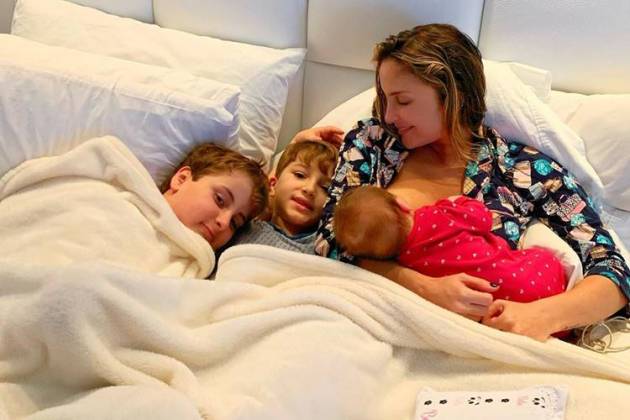 Claudia Leitte curte momento ao lado dos filhos- Instagram