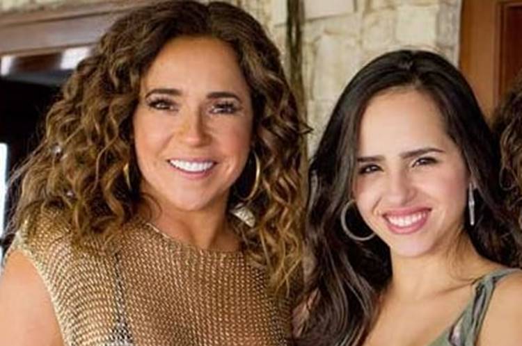 Daniela Mercury celebra aniversário da filha com mensagem especial