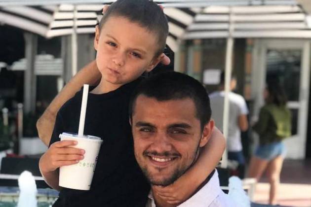 Felipe Simas e o filho, Joaquim
