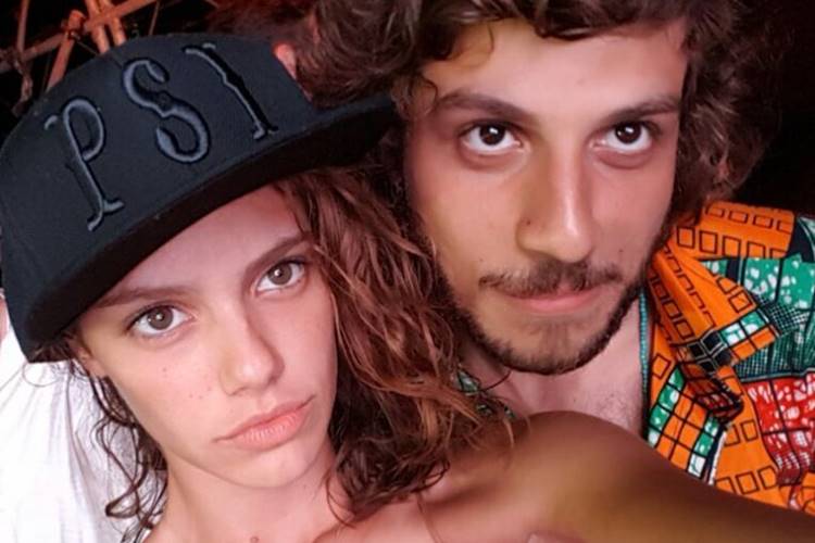 “O amor é você”, se declara Chay Suede à sua mulher grávida