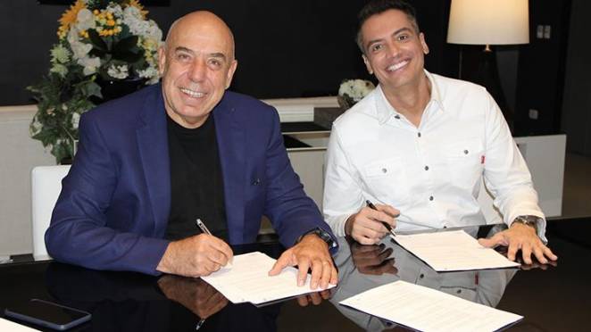 Leo Dias e Amilcare Dallevo - Divulgação Leo Dias assina com Rede TV