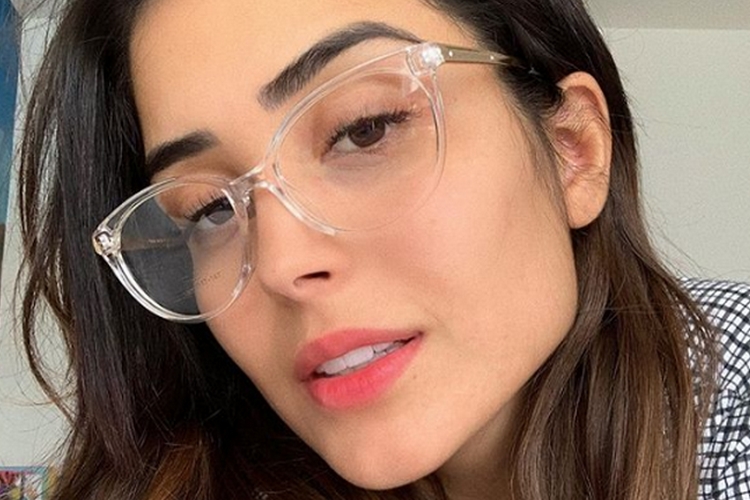 Letícia Almeida exibe barriga pela primeira vez após anúncio de gravidez