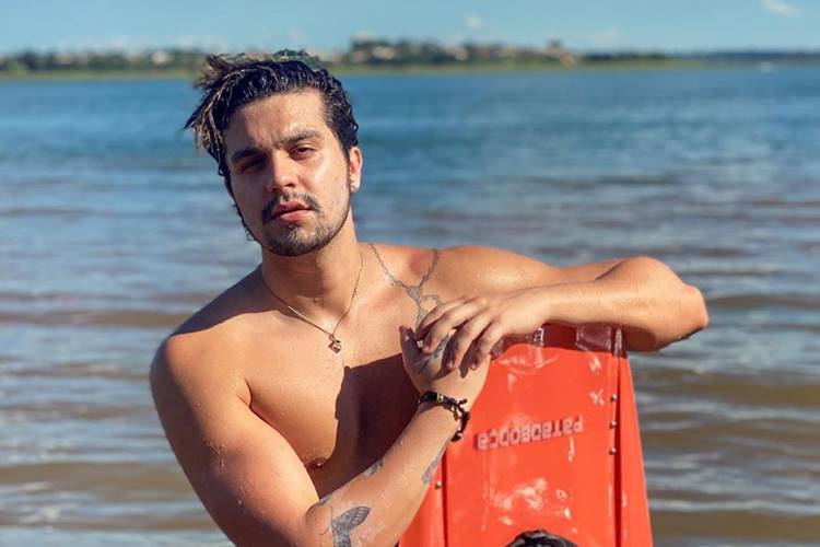 Luan Santana celebra marca histórica: “Sem palavras”