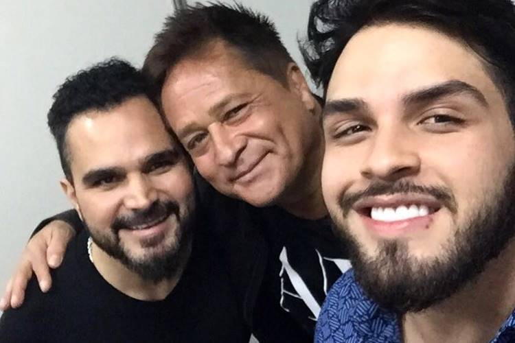 Falecido pai de Leonardo ganha homenagem do neto, filho de Luciano Camargo